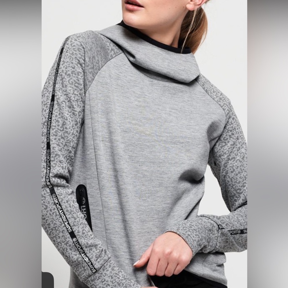 Super dry  Gray Leopard Print Women's Sweater Hoodie w/ Thumbholes